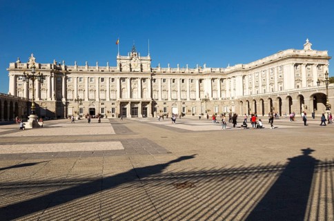 Plaza de la Armeria, Armory Square, Palacio Real royal palace, Madrid, Spain, Europe