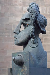 Sculpture Lech and Malsche by Jürgen Goertz, Malsche, female figure, head, face, bizarre, abstract,