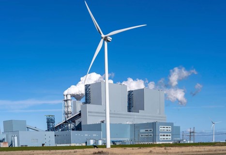 RWE coal-fired power plant Eemshavencentrale, in the seaport of Eemshaven, operator RWE Power, wind