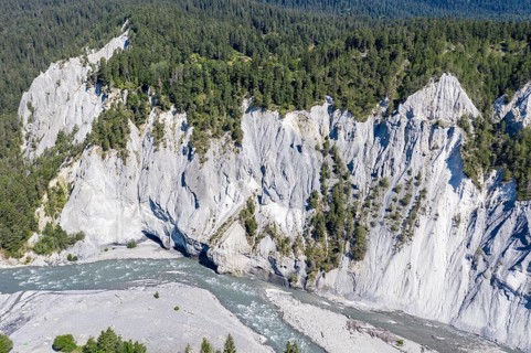 Ruinaulta, River gorge of the River Rhine, Engadine, Switzerland, Europe
