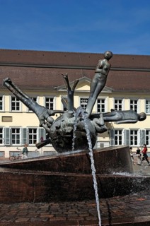 Fountain on Karlsplatz, 1978 by Michael Schoenholtz, the fountain commemorates the humanist and