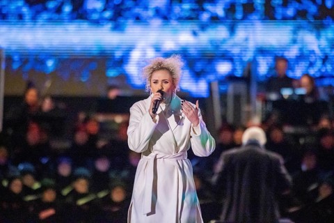 When over 25, 000 visitors flock to the Rudolf Harbig Stadium for the big Advent concert just in