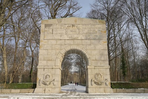Main Entrance West, Portal, Soviet Memorial, Winter, Treptower Park, Treptow, Treptow-Köpenick,