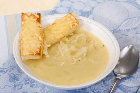Baden cuisine, South German cuisine, Baden onion soup, savoury, typical Baden, soup plate, spoon,
