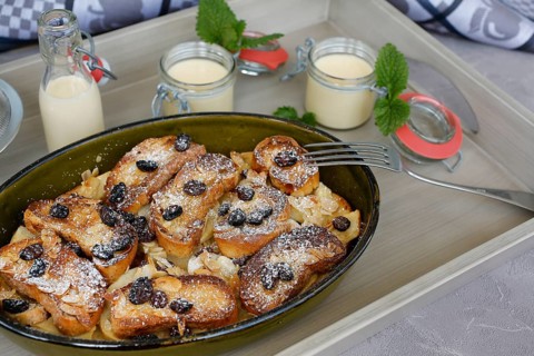 Swabian cuisine, Ofenschlupfer, sweet main course or dessert, dessert, sweet dish, typical Swabian,