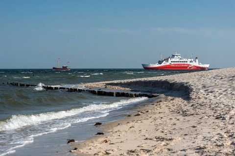 Ferry, ferry boat, tourism, traffic, travel, arrival, Sylt, Romö, Germany, Europe