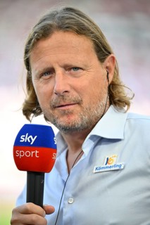 Coach Bo Henriksen 1. FSV Mainz 05, portrait, interview, microphone, mike, logo, SKY, MHPArena, MHP