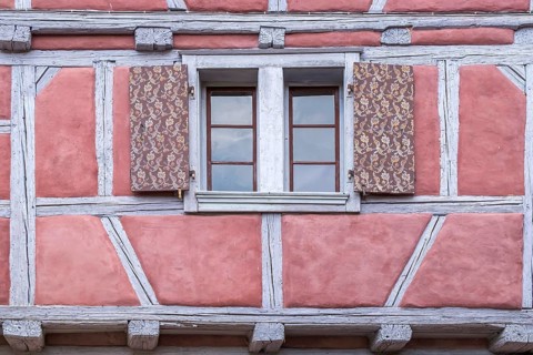Window in a pink half-timbered house, Eguisheim, Plus beaux villages de France, Haut-Rhin, Alsace,