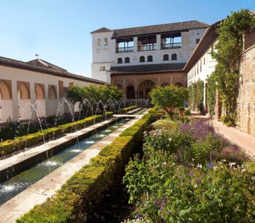 Patio de la Acequia, Court of the water Channel, Generalife palace gardens, Alhambra, Granada,