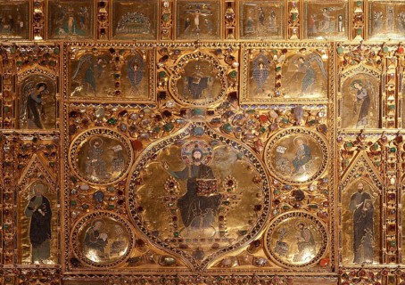 Golden altarpiece (Pala d'Oro) in the Basilica di San Marco, Venice, Veneto, Italy, Europe
