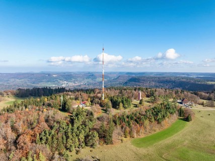 Aerial view, panorama of the 137 metre high steel tube mast of the Südwestrundfunk, SWR, Raichberg