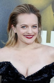 Elisabeth Moss at the Los Angeles premiere of 'The Kitchen' held at the TCL Chinese Theatre IMAX in