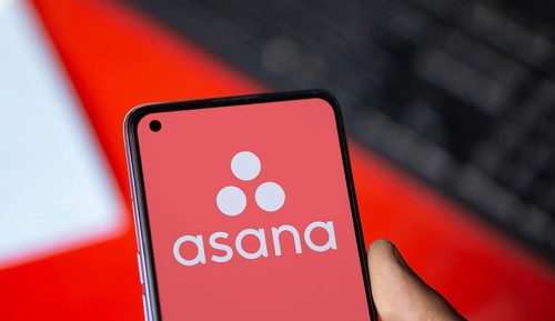 Dhaka, Bangladesh- 09 Nov 2024: Asana logo is displayed on smartphone