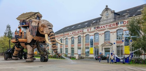 Tourist attraction The Great Elephant on the Ile de Nantes in the Loire, Nantes, Loire-Atlantique