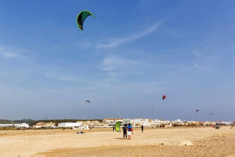 Sandy beach beach Playa de los Lances, kitesurfers and walkers, Tarifa, Strait of Gibraltar, Costa