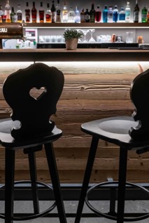 Symbol photo bar stool