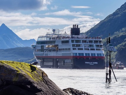 Hurtigruten cruise ship 'Trollfjord' passing the Raftsund, the strait between islands Hinnøya and