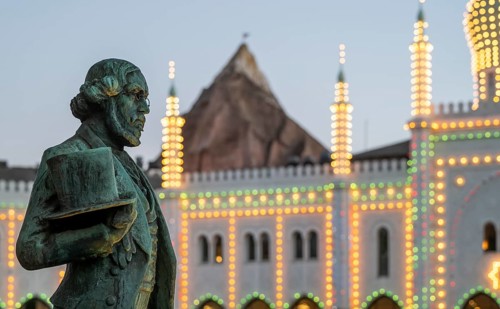 Bronze statue of Georg Carstensen, officer, entrepreneur and founder of the amusement and