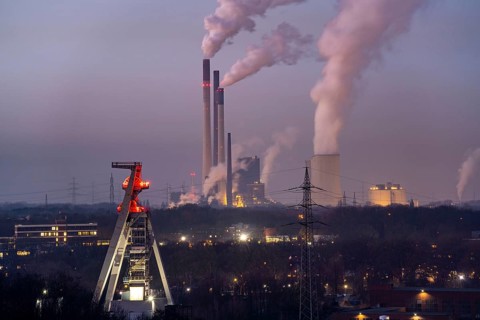 UNIPER coal-fired power plant Gelsenkirchen-Scholven, power plant units and cooling towers,