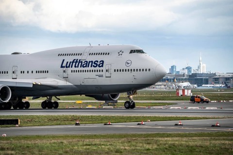 Lufthansa Boeing 747-400 takes off on the western runway at Frankfurt am Main Airport, FRA, Hesse,
