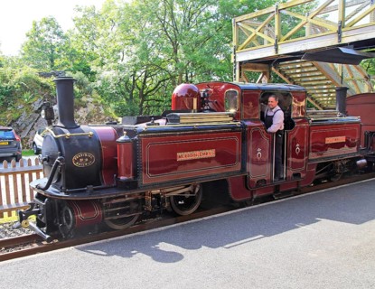 Steam train Ffestiniog railway, Blaenau Ffestiniog station, Gwynedd, north west Wales, UK