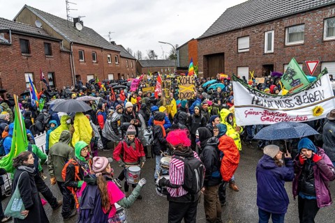 Demonstration against the demolition of the lignite village of Lützerath, from the village of