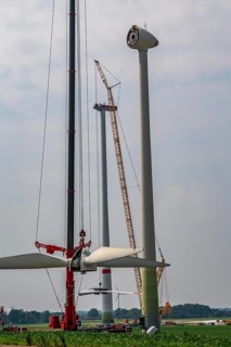 Dismantling of a wind power plant in a wind farm near Issum, 9 older wind turbines from the