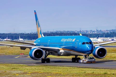 A Boeing 787-9 Dreamliner aircraft of Vietnam Airlines with the registration number VN-A871 at the