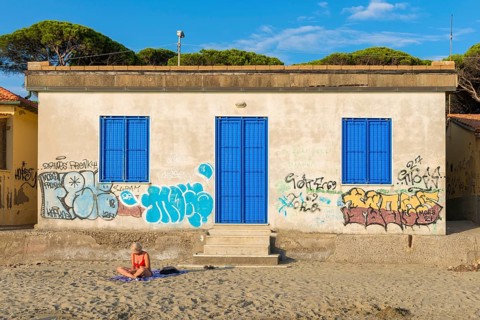 Abandoned beach house, beach, architecture, tourism, building, dilapidated, property, empty,