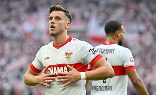 Goal celebration Ermedin Demirovic VfB Stuttgart (09) Josha Vagnoman VfB Stuttgart (04) MHPArena,