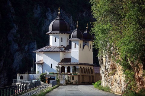 Wallachia, Din Valea Mracunei Monastery, Iron Tor tor nature park Park, on the Danube, on the Cazan