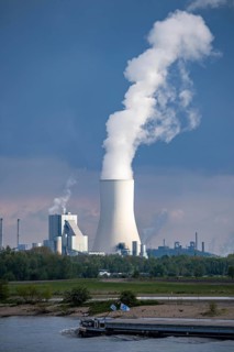 View across the Rhine to the STEAG coal-fired power plant Walsum, Block 10, cooling tower, parts of