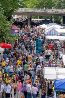 Flea market at the summer festival at the Gruga in Essen, 10-day funfair at Messe Essen, with one