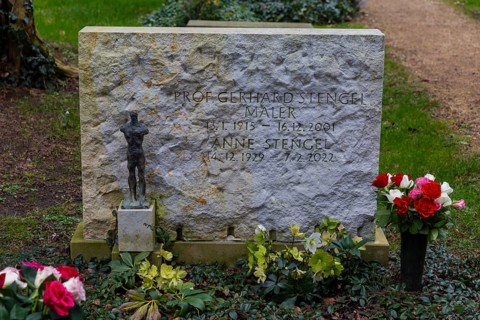 The Loschwitz cemetery is the second burial ground in Dresden's Loschwitz district that is still in