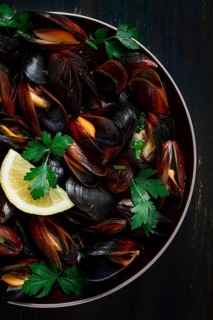 Fresh, Boiled mussels, Black Sea, with parsley and lemon, no people, top view