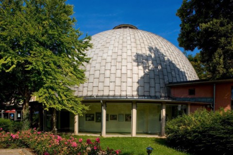 Jena is a university town and independent city in Thuringia in the metropolitan region of Central