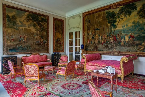 Epinoy Room in Regency style and Brussels tapestries at Château de Bel?il, Baroque castle in