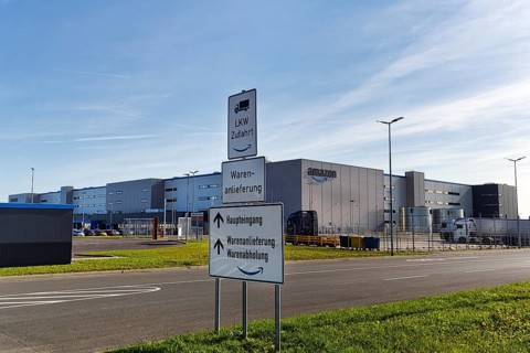 Amazon logistics centre PAD2, Amazon.com, online shopping, access road, Horn-Bad Meinberg, East