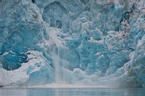 Calving glacier, edge of Monacobreen, Liefdefjord, Woodfjord area, Spitsbergen Island, Svalbard and