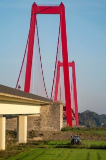 The Rhine bridge Emmerich, federal road B220, longest suspension bridge in Germany, is currently