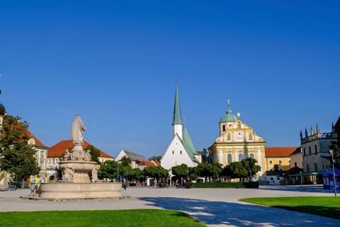 Pilgrimage, Chapel Square with the Chapel of Mercy, Altötting, Upper Bavaria, Germany, Europe