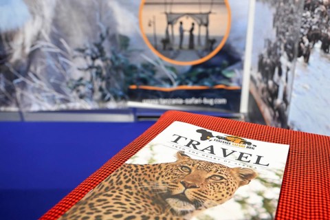 Travel brochure Tanzania Safari