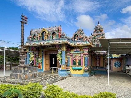 Entrance to prayer hall of Hindu temple Shri Sri Draupadi Amman Kovil Temple, Cap Malheureux,