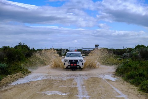 Jepp drives through water, De Hoop Nature Reserve, nature reserve near Struisbaai, Garden Route,