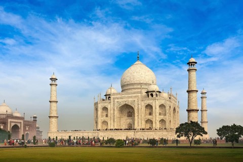 Taj Mahal. Indian Symbol, India travel background. Agra, India, Asia