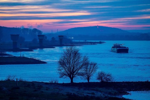 Rhine at Duisburg-Bruckhausen, towers of the water extraction facilities of ThyssenKrupp Steel
