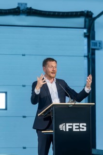 Presentation of the first fuel cell lorry from FES GmbH Fahrzeug-Entwicklung Sachsen. FES GmbH has