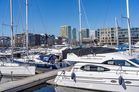 Willemdok, Jachthaven Antwerpen harbour basin, old harbour district, Het Eilandje of Antwerp,