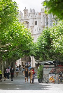 Pedestrian zone Paseo del Espolón or de Esponcillo in the historic centre of Burgos, behind the