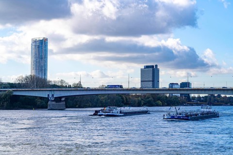 The Konrad Adenauer Bridge, South Bridge, A562 motorway bridge and 2 light rail lines, tram, UN